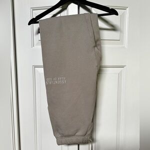 Essentials Fear of God sweatpants Medium